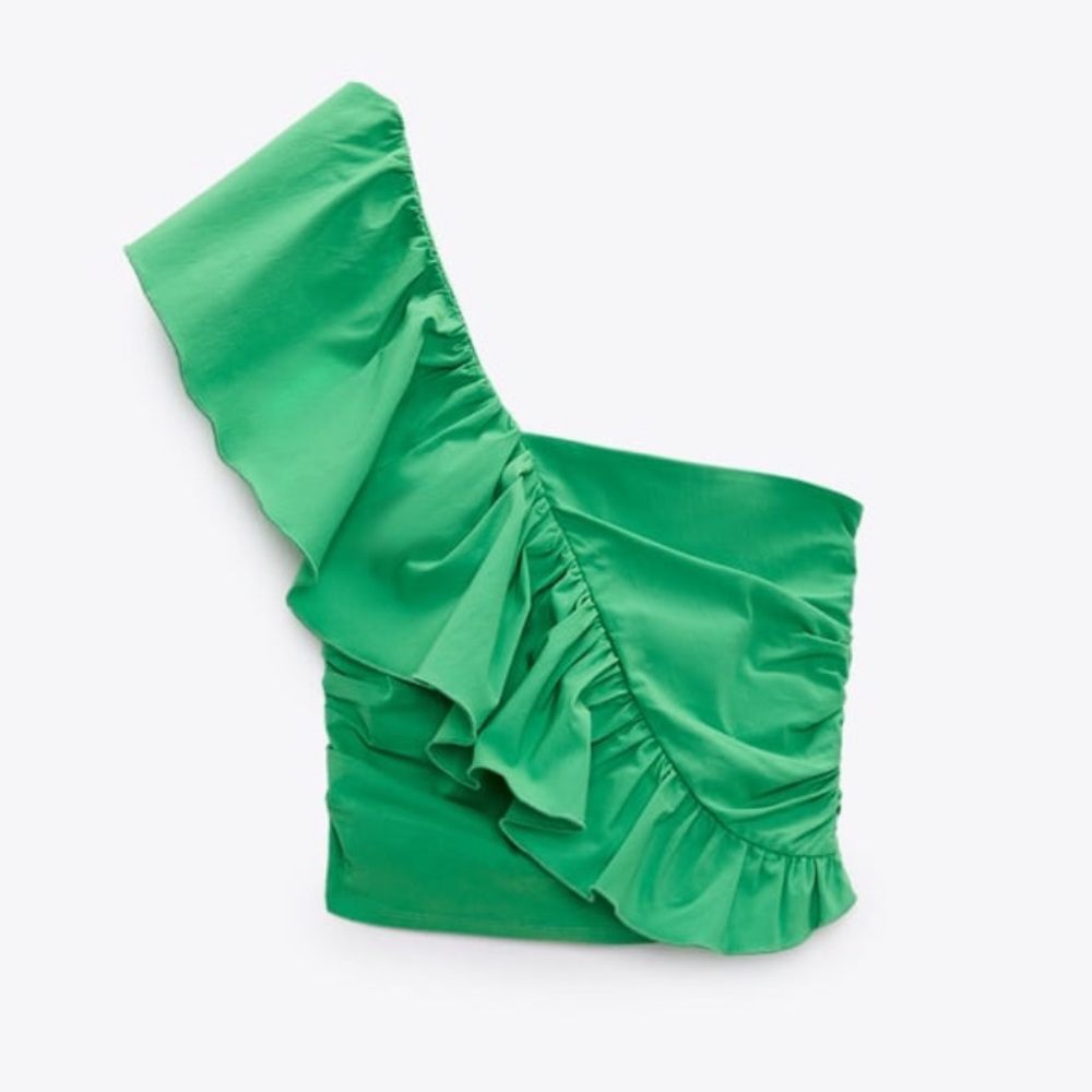 NWT Zara Ruffled Asymmetric Top